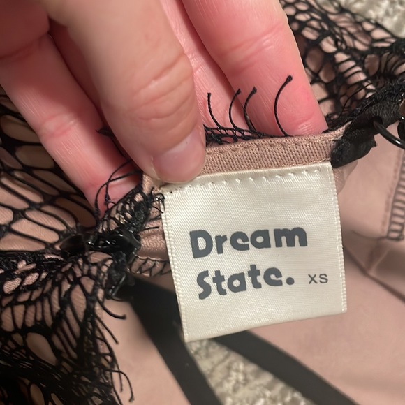 LF Dream State Lace Bodycon dress size XS - Picture 5 of 5